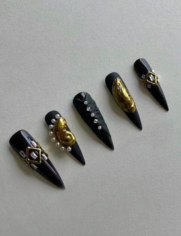 Schiaparelli Black Gold Nails - Image 3